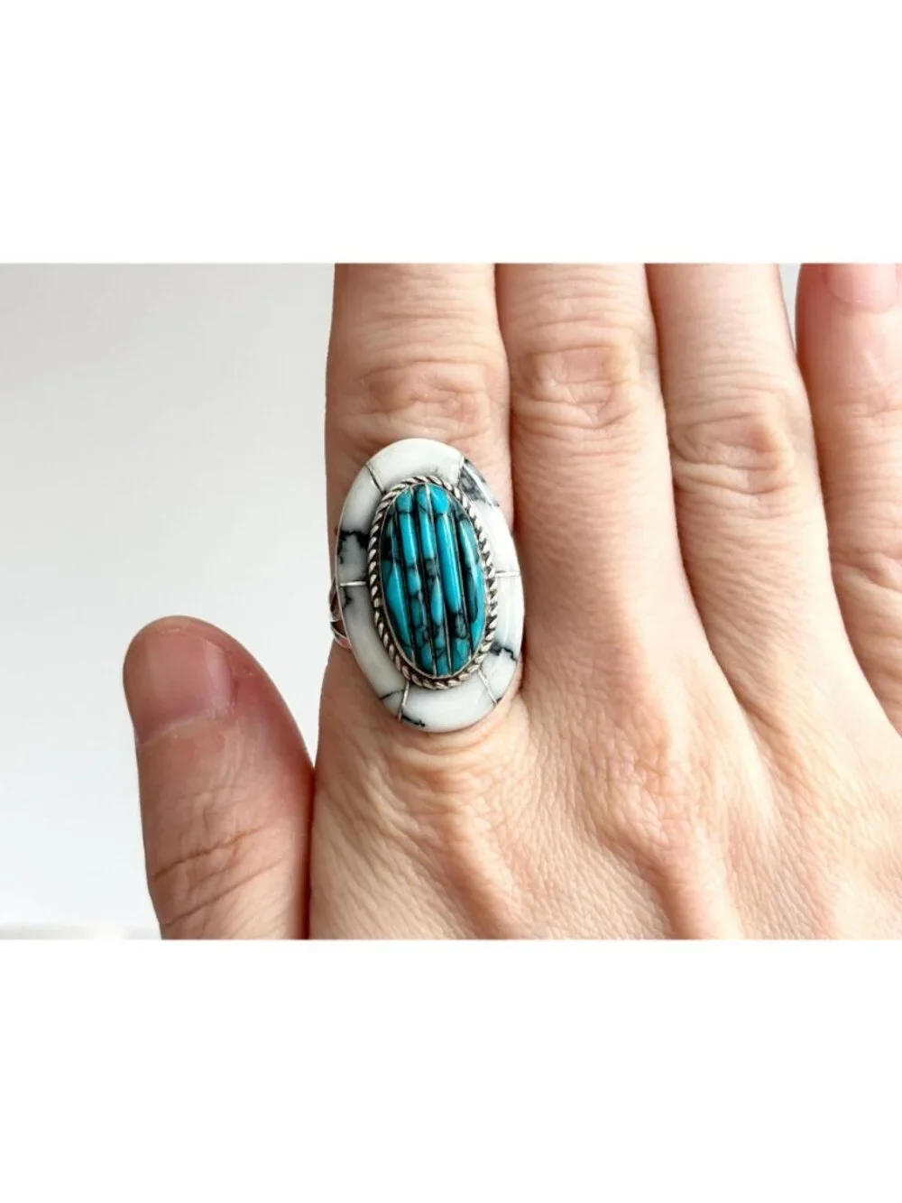 White Buffalo Turquoise Oval Jumbo Sterling Silver 925 Vintage Ring - sz 8